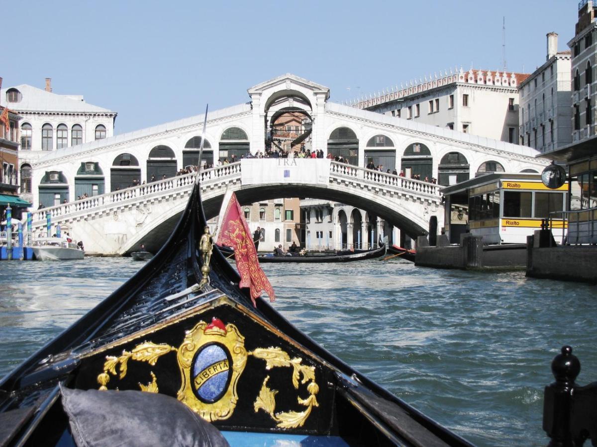 Youatmolino Canal View Apartment Venedig Eksteriør billede